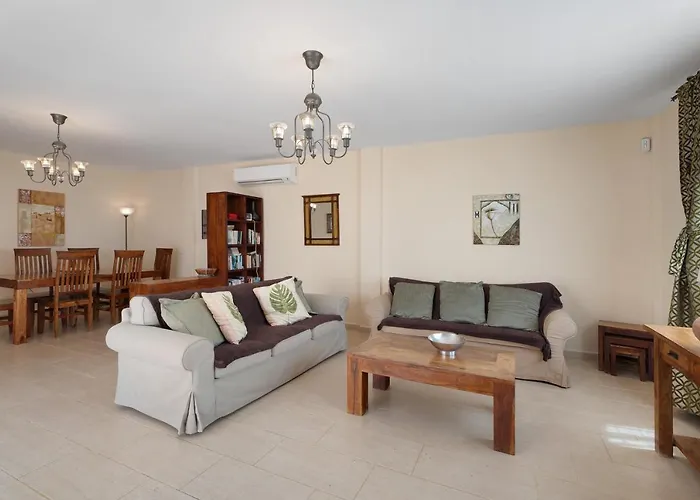 Jacaranda 别墅 圣米格尔德阿沃纳