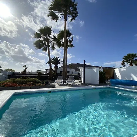 Villa Jacaranda