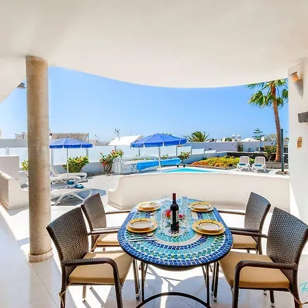 Jacaranda Villa *