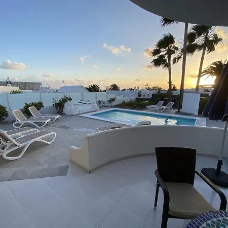 Jacaranda Villa *