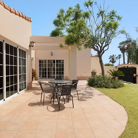 Jacaranda Villa