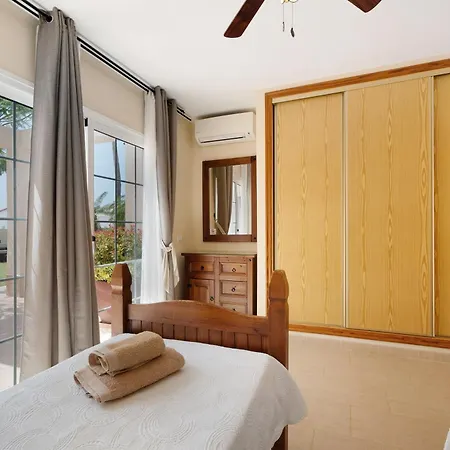 Jacaranda Villa *